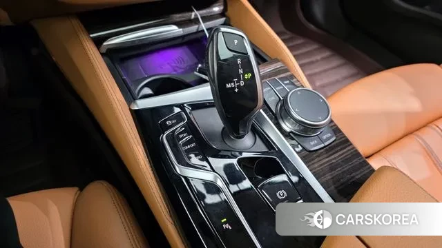 BMW 5 Series (G30) id 3406019 из Кореи 19