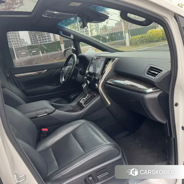 Toyota Elfa id 4262525 из Китая 10
