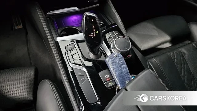 BMW 5 Series (G30) id 3422840 из Кореи 19