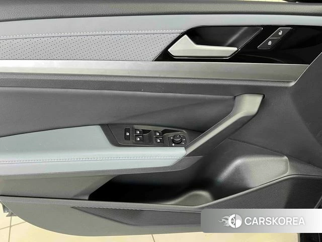 Volkswagen Lavida id 4263055 из Китая 21