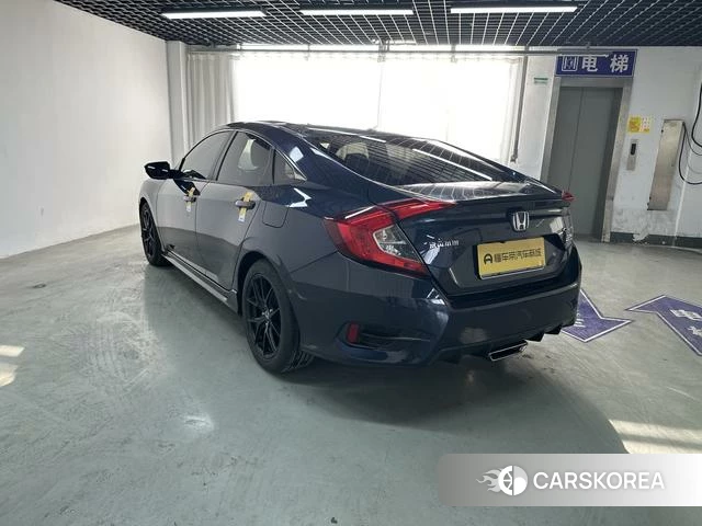 Honda Civic id 4253933 из Китая 19