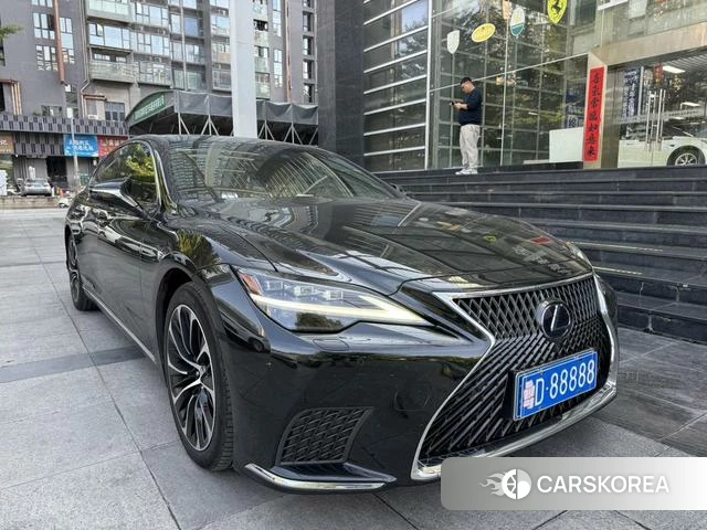 Lexus LS id 4221872 из Китая 10