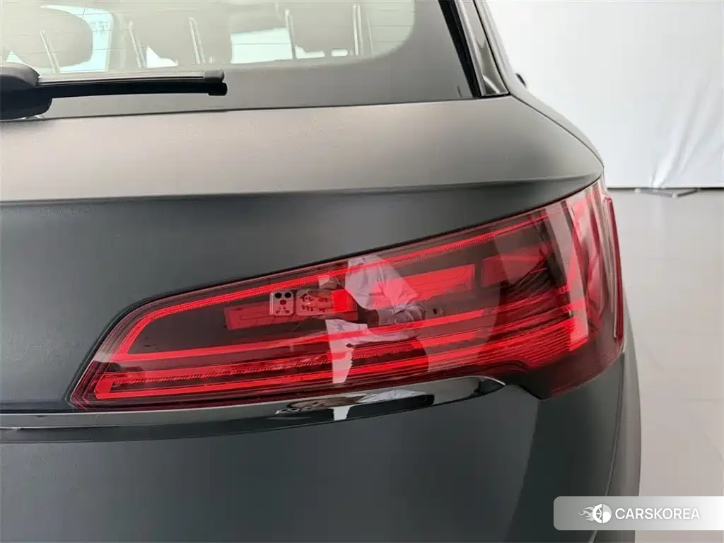Audi SQ5 id 4600842 из Китая 12