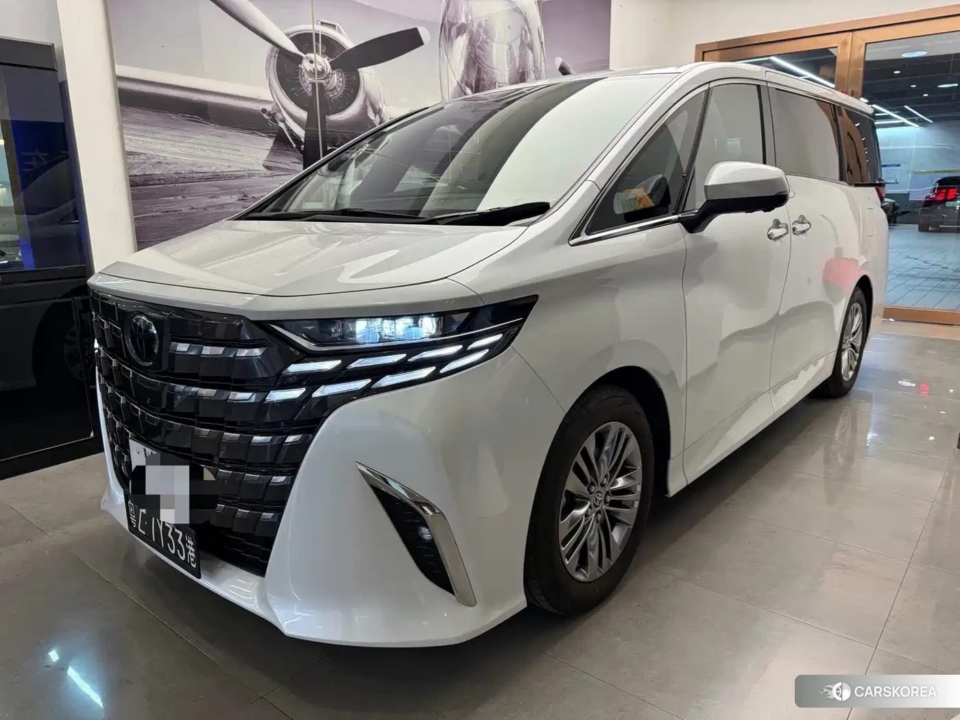 Toyota Elfa id 4622518 из Китая 15