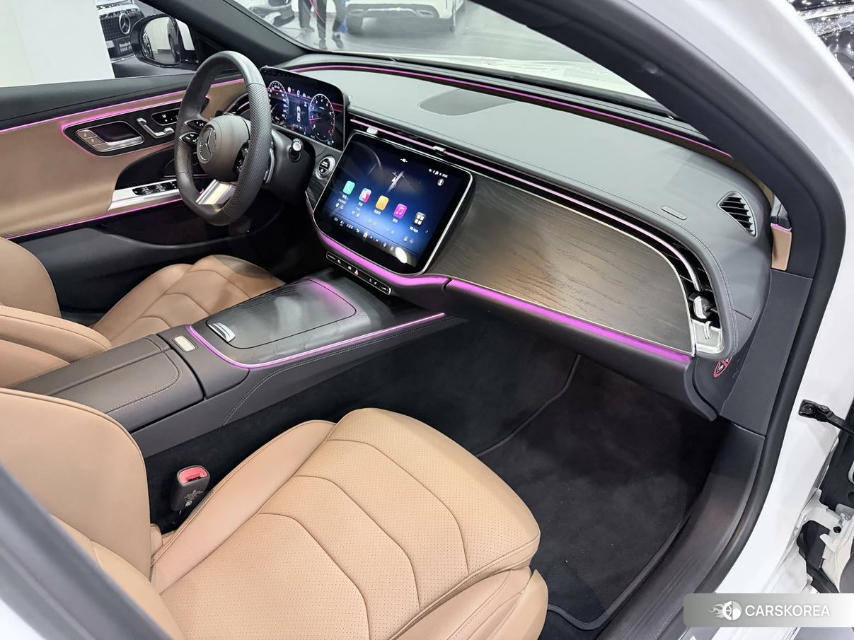 Mercedes-Benz E-class id 4487342 из Китая 33