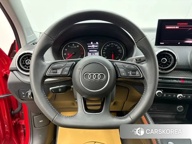 Audi Q2L id 4257174 из Китая 19