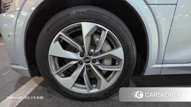 Audi e-Tron id 4513140 из Кореи 16