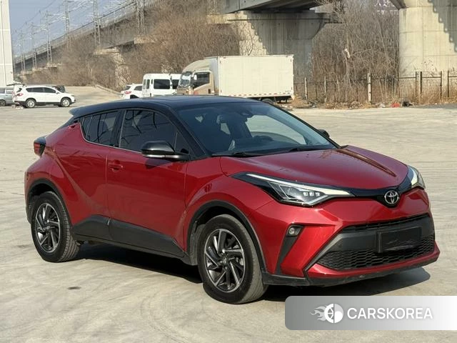 Toyota C-HR id 4259215 из Китая 14