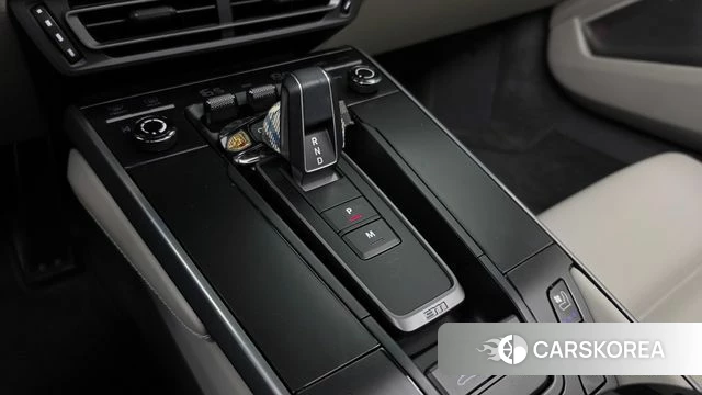Porsche 911(992) id 4686685 из Кореи 31