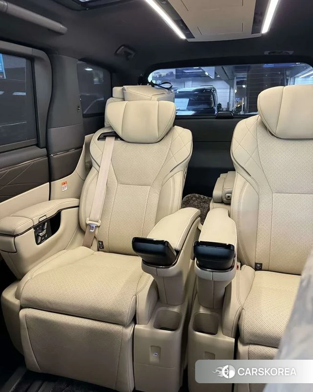 Toyota Elfa id 4257512 из Китая 9