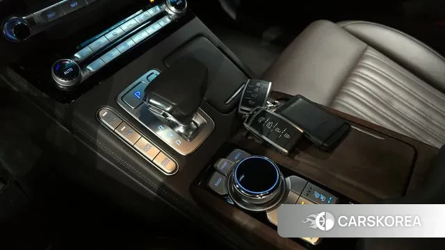 Genesis G90 id 3777915 из Кореи 19