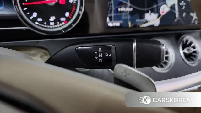 Mercedes-Benz E-Class W213 id 3270234 из Кореи 19