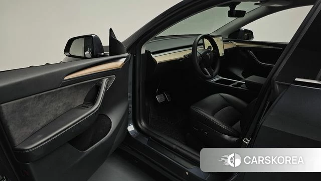Tesla Model Y id 4516598 из Кореи 31