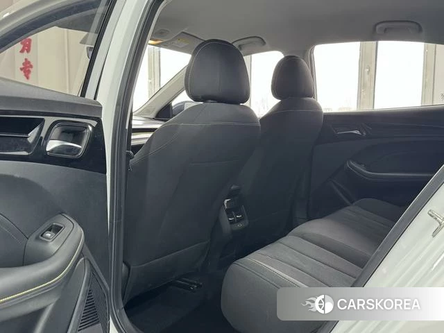 Roewe i5 id 4208868 из Китая 12