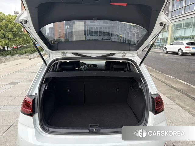 Volkswagen Golf id 4212634 из Китая 17