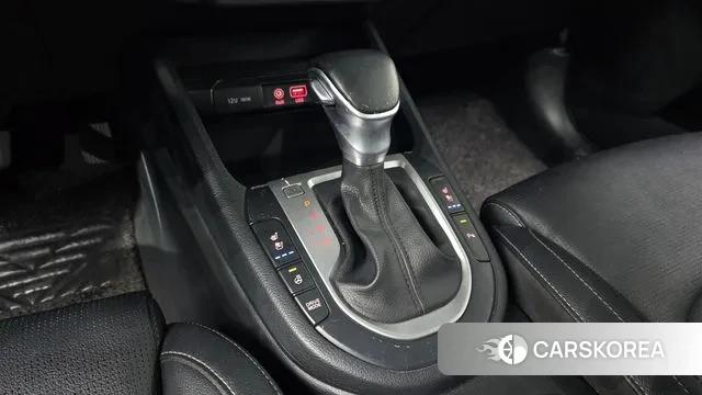 Kia Come New K3 id 3578765 из Кореи 19