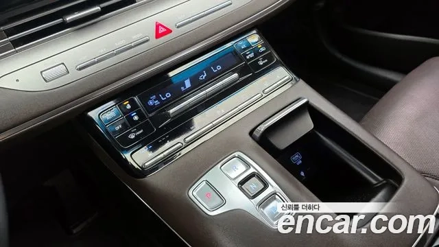 Hyundai The New Grandeur IG Hybrid id 2875319 из Кореи 19