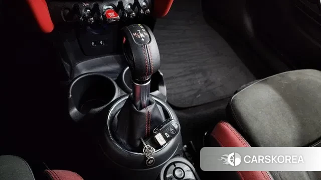 Mini Cooper S id 3672299 из Кореи 19