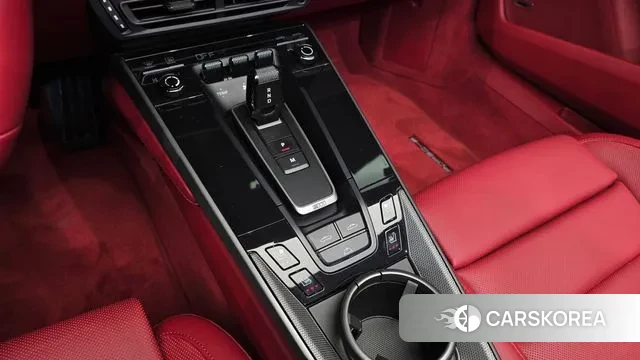 Porsche 911(992) id 3706650 из Кореи 19