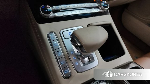 Genesis G90 id 3843678 из Кореи 19