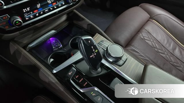 BMW 5 Series (G30) id 4180097 из Кореи 19