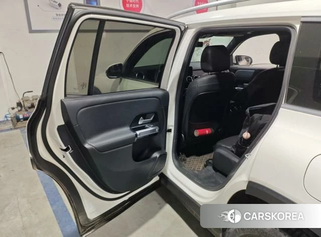 Mercedes-Benz GLB id 4263295 из Китая 14