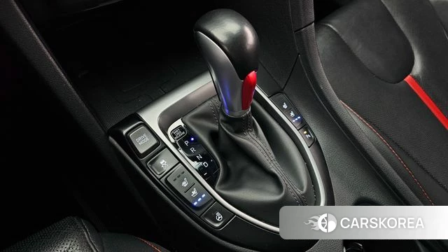 Hyundai Veloster (JS) id 3795576 из Кореи 19