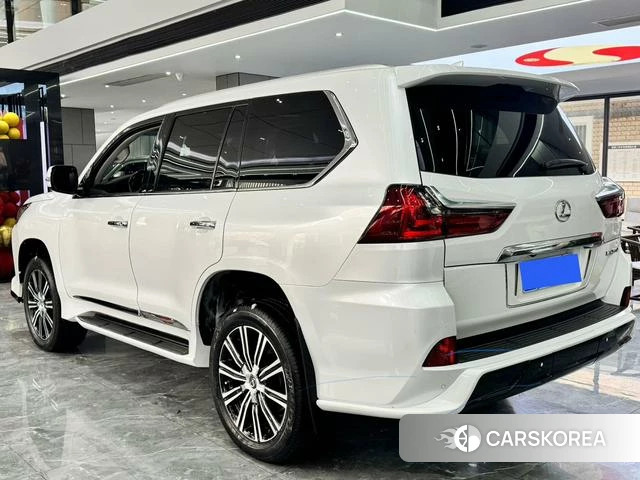 Lexus LX id 4260924 из Китая 9