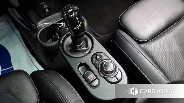 Mini Cooper S id 2984937 из Кореи 19