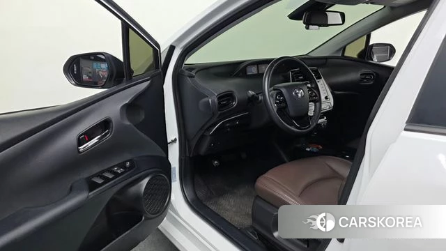 Toyota Prius 4th Generation id 4636610 из Кореи 33