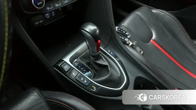 Hyundai Veloster (JS) id 3728528 из Кореи 19