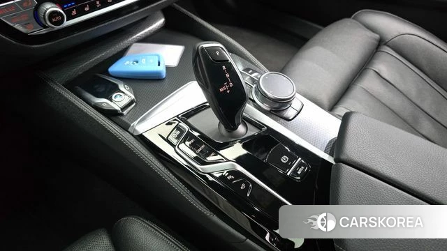 BMW 5 Series (G30) id 4848120 из Кореи 19