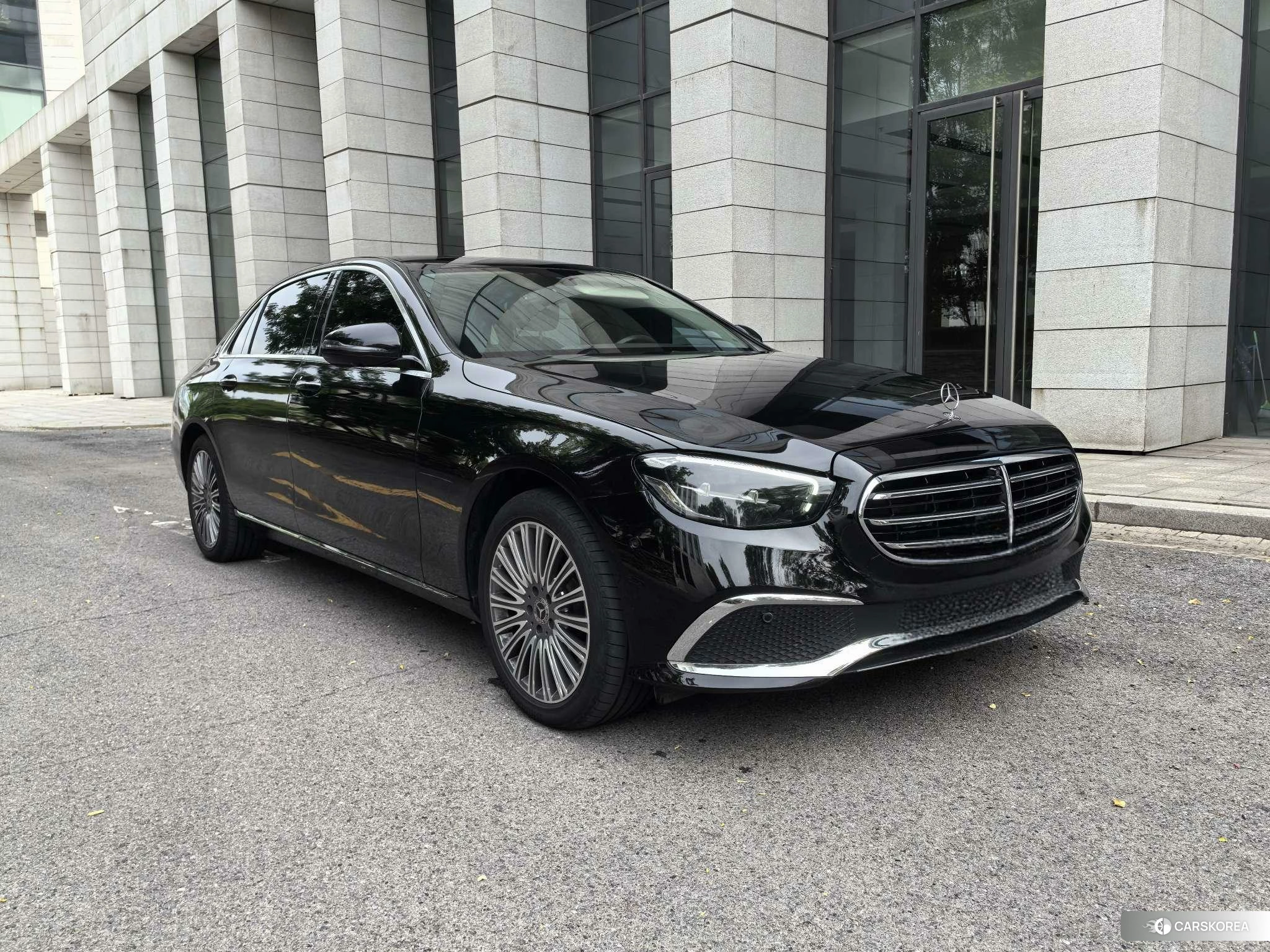 Mercedes-Benz E-class id 4487525 из Китая 9