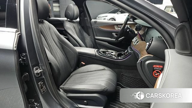 Mercedes-Benz E-Class W213 id 3844006 из Кореи 19