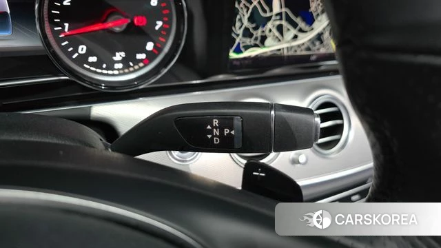 Mercedes-Benz E-Class W213 id 4483373 из Кореи 29