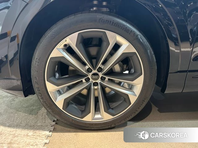 Audi Q8 (4M) id 4705809 из Кореи 19