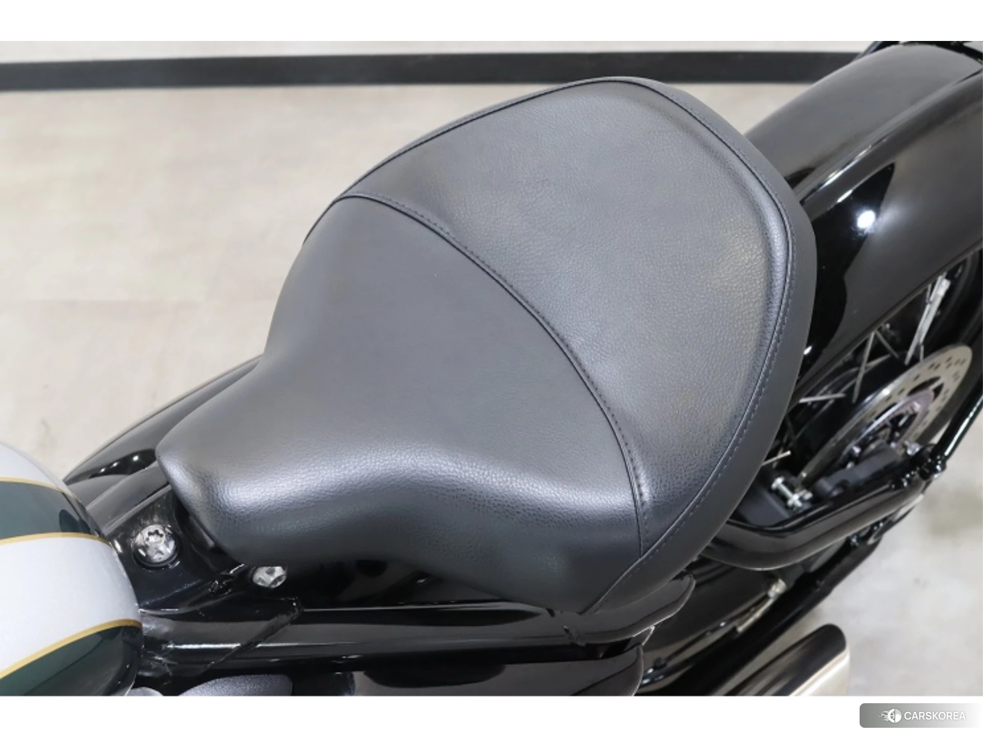 Triumph BONNEVILLE BOBBER id 3946612 из Японии 22