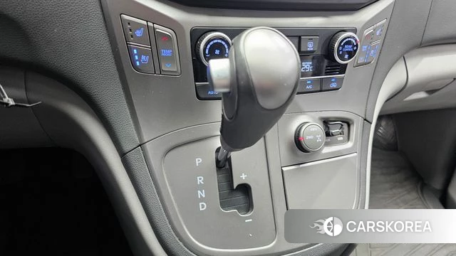 Hyundai The New Grand Starex id 4325121 из Кореи 26
