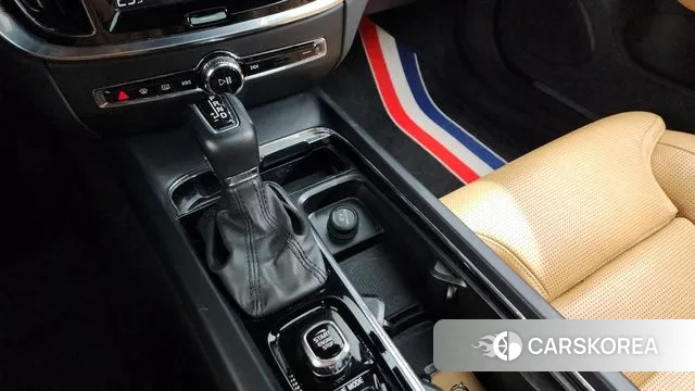 Volvo S60 3rd generation id 3687055 из Кореи 19