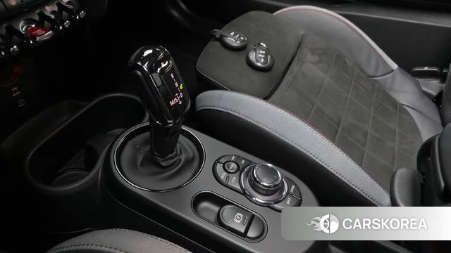Mini Cooper S id 3914682 из Кореи 19