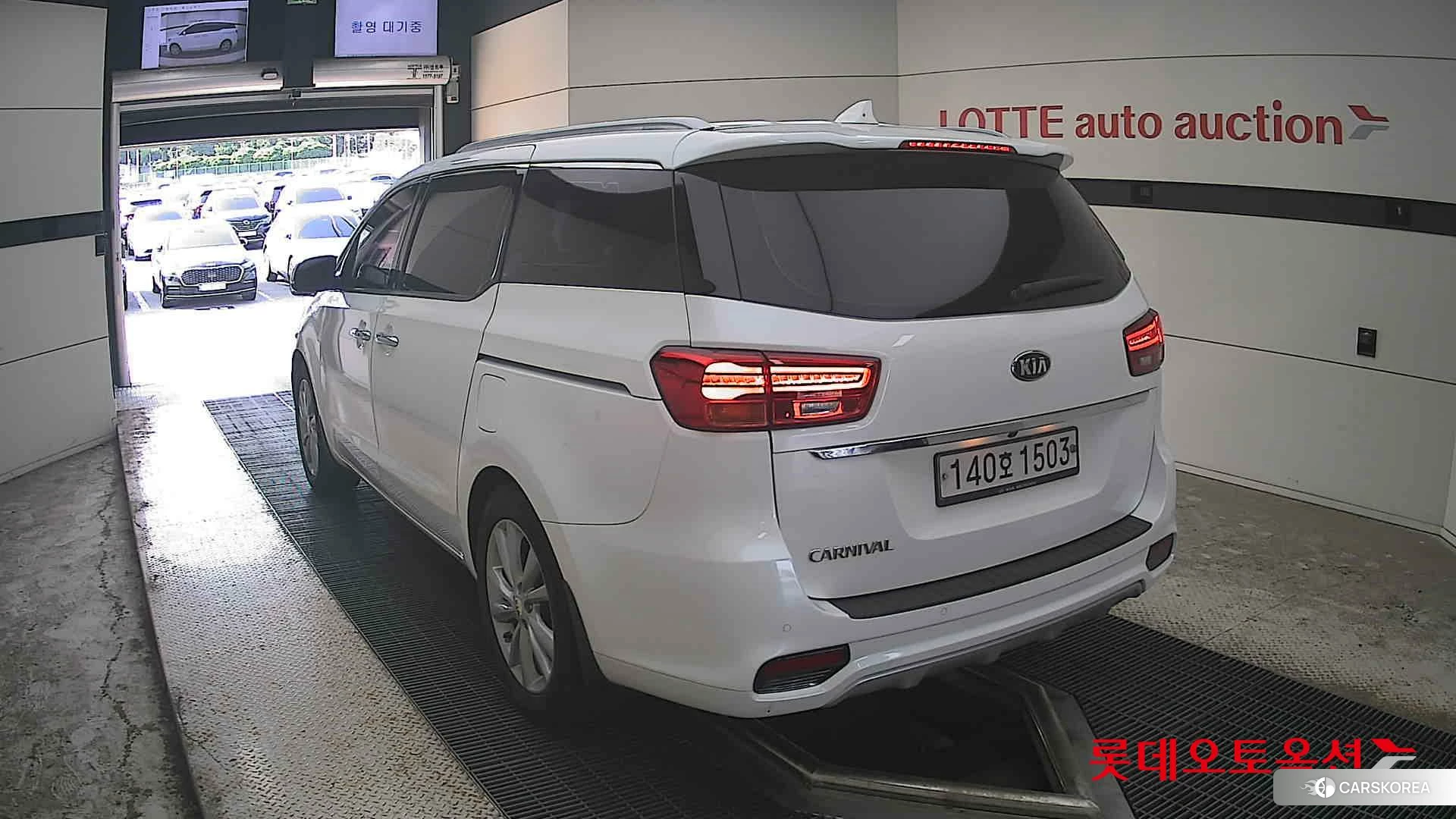 Kia Carnival id 4664349 из Кореи 36