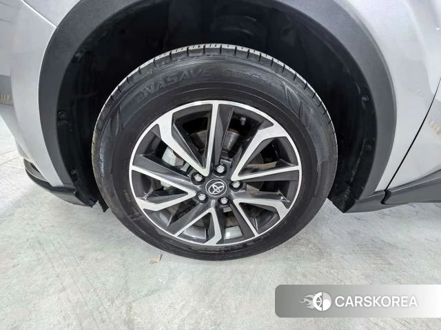 Toyota IZOA id 4301355 из Китая 14
