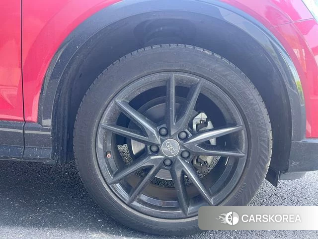 Audi Q2L id 4219685 из Китая 14