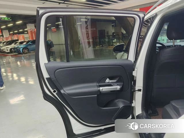Mercedes-Benz GLB id 4314487 из Китая 43