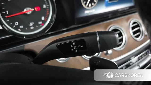 Mercedes-Benz E-Class W213 id 3911896 из Кореи 19