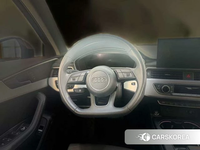 Audi A4L id 4298276 из Китая 17