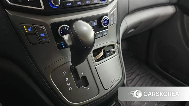 Hyundai The New Grand Starex id 3872851 из Кореи 19