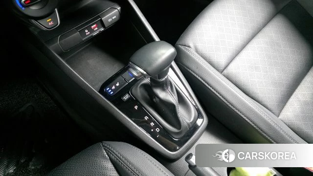 Kia Stonic id 3955598 из Кореи 19