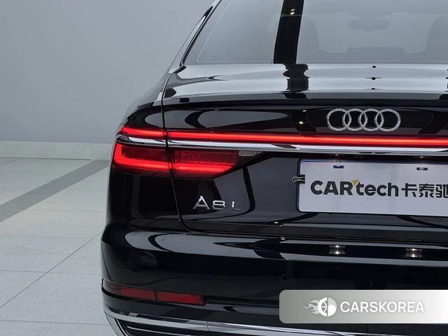 Audi A8 id 4214557 из Китая 30