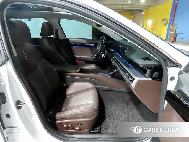 Hyundai Grandeur (GN7) id 3858639 из Кореи 19